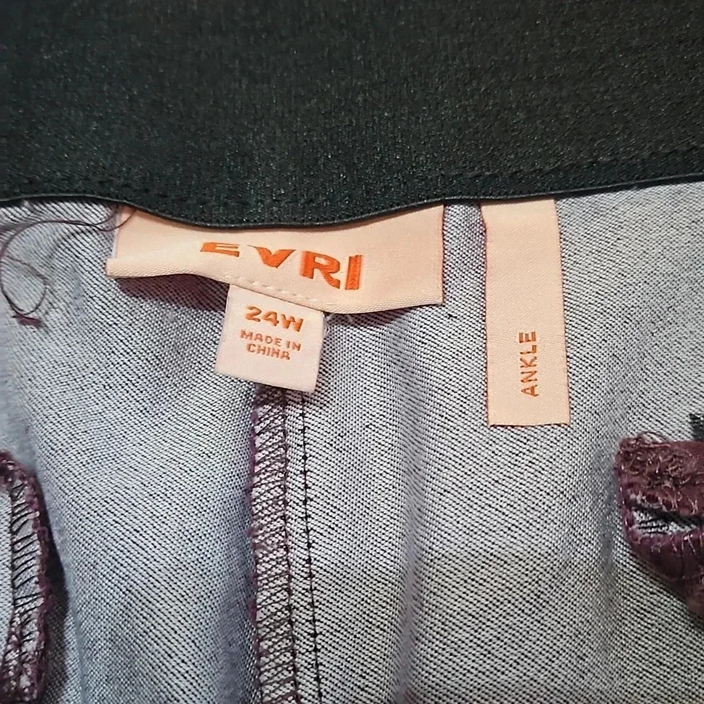 EVRI PANTS - Picture 6 of 9